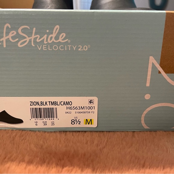 Life Stride 2.0 Sneakers - Picture 8 of 9